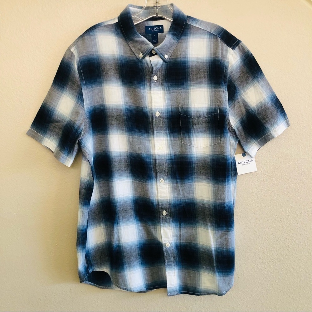 Arizona Jean Company Men'sBottom Down Short Sleeves Blue Plaid Shirt Size L
